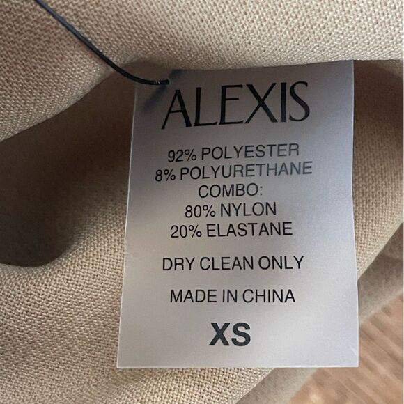 NWT Alexis Liss Sequin Flower Embellished Halter Short Dress Sand Size XS - Picture 7 of 7